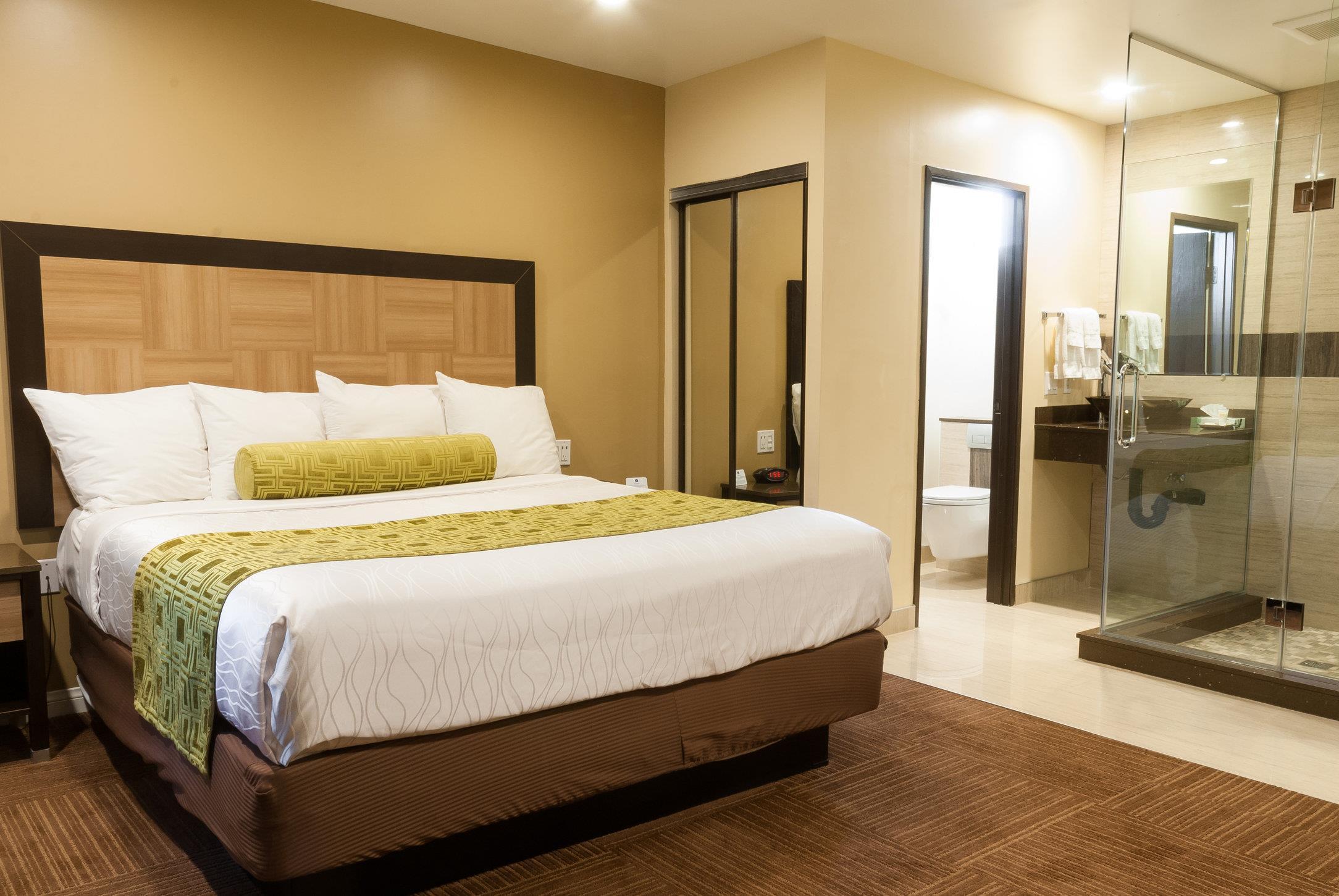 Best Western Plus Glendale Exterior photo